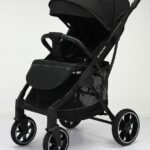 عربة أطفال F6 خفيفة وقابلة للطي – تصميم أسود أنيق