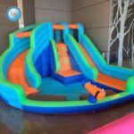 ⁦نطاطية مائية مزدوجة الزحاليق – Doctor Dolphin⁩ - الصورة ⁦2⁩